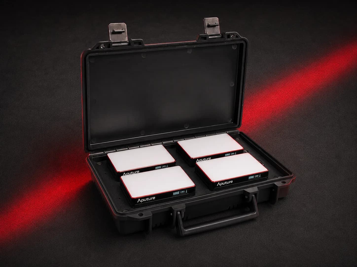 Aputure MC 4-Light Travel Kit