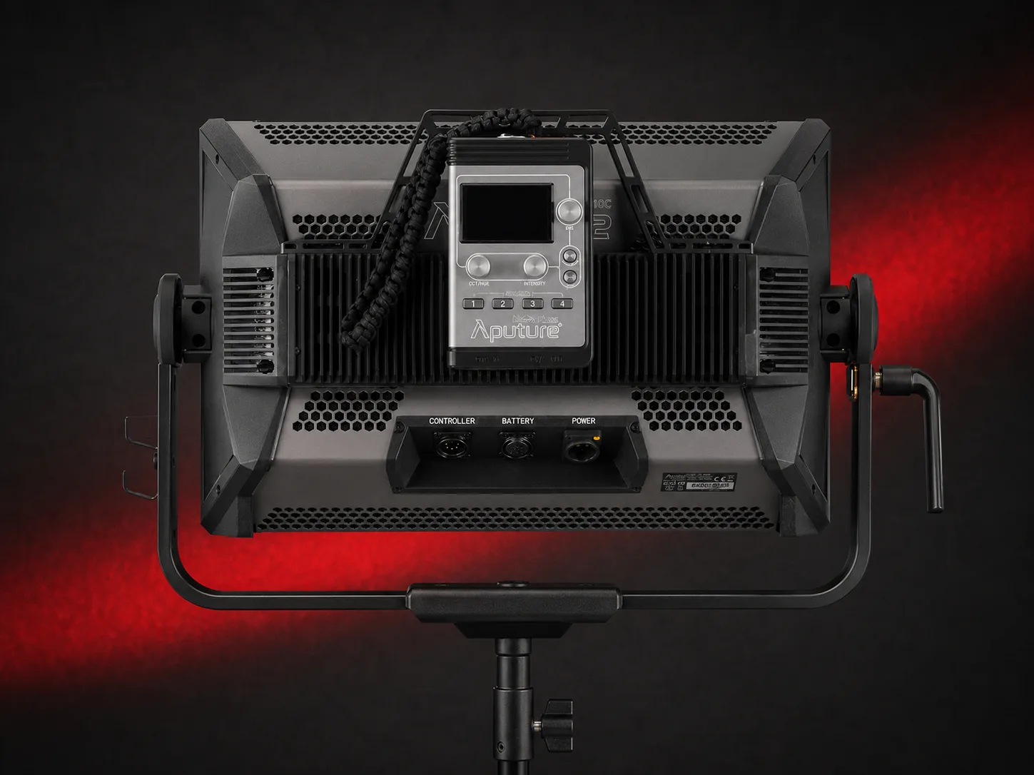 Aputure Nova P300c — photo 2