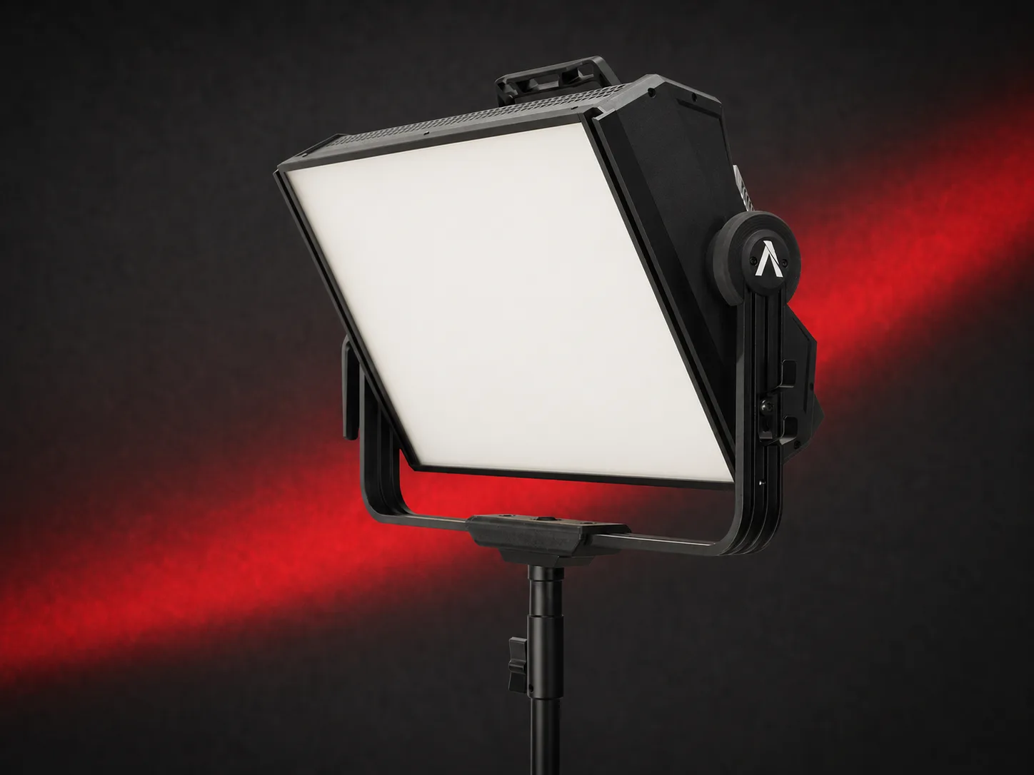 Aputure Nova P300c