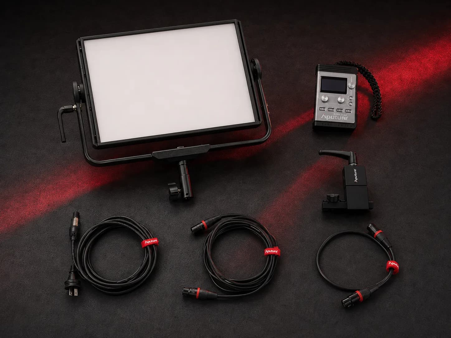 Aputure Nova P300c — photo 3